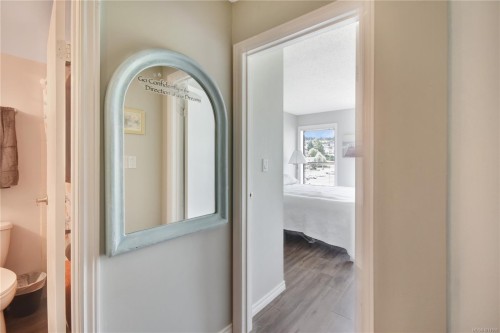 320-2815 Departure Bay Rd, Nanaimo, BC - Indoor