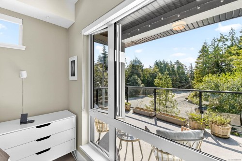 302-700 Yew Wood Rd, Tofino, BC - Outdoor With Balcony With Exterior