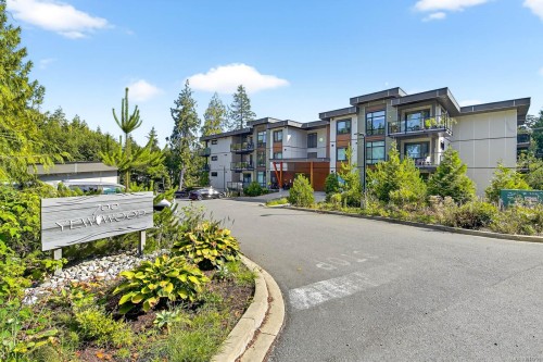 302-700 Yew Wood Rd, Tofino, BC - Outdoor With Balcony