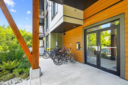 302-700 Yew Wood Rd, Tofino, BC - Outdoor With Balcony With Exterior