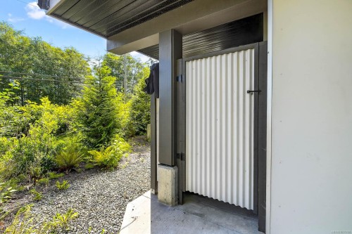 302-700 Yew Wood Rd, Tofino, BC - Outdoor With Exterior