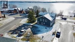 194 DUNLOP STREET E  Barrie, ON L4M 1B4