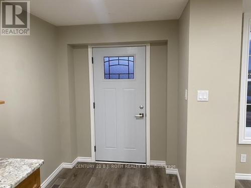 194 Dunlop Street E, Barrie, ON - Indoor Photo Showing Other Room