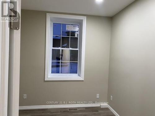 194 Dunlop Street E, Barrie, ON - Indoor Photo Showing Other Room