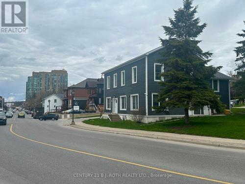 194 Dunlop Street E, Barrie, ON - Outdoor With Facade
