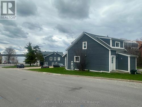 194 Dunlop Street E, Barrie, ON - Outdoor
