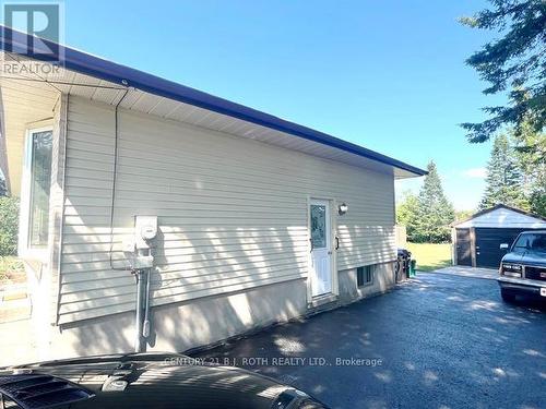 19 Finlay Mill Road, Springwater, ON - Outdoor With Exterior