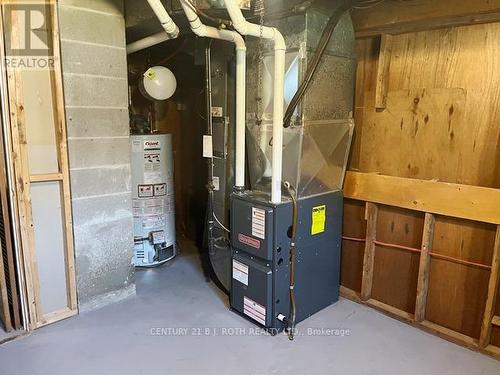 19 Finlay Mill Road, Springwater, ON - Indoor Photo Showing Basement