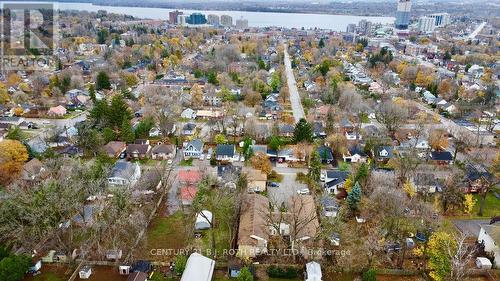 24 North Street N, Barrie, ON - Outdoor With View