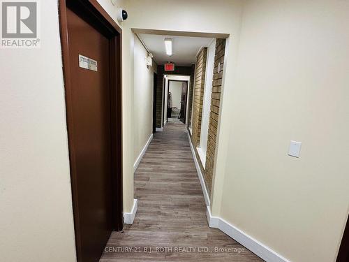 24 North Street N, Barrie, ON - Indoor Photo Showing Other Room
