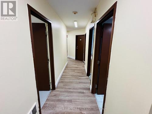 24 North Street N, Barrie, ON - Indoor Photo Showing Other Room