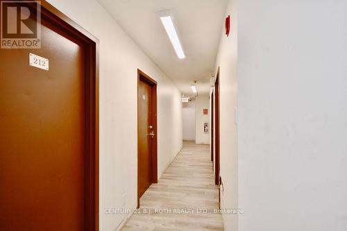 24 North Street N, Barrie, ON - Indoor Photo Showing Other Room