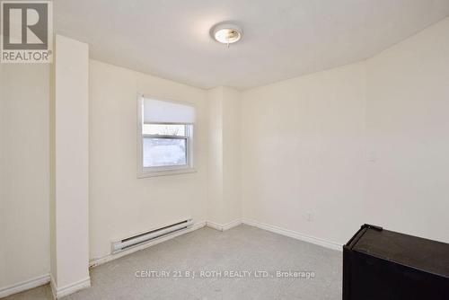 24 North Street N, Barrie, ON - Indoor Photo Showing Other Room