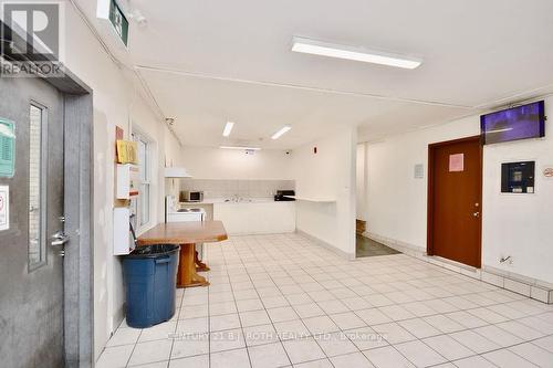 24 North Street N, Barrie, ON - Indoor Photo Showing Other Room