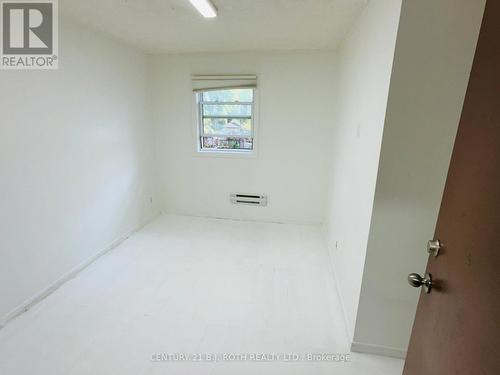 24 North Street N, Barrie, ON - Indoor Photo Showing Other Room