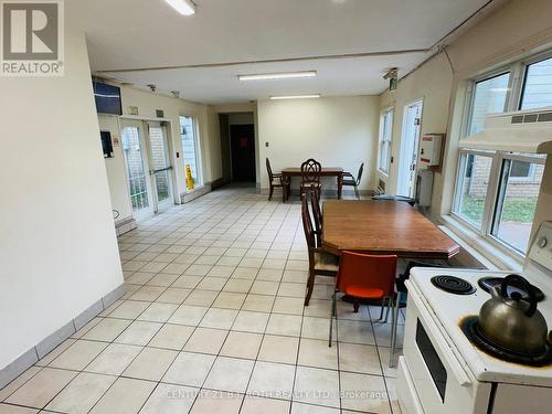 24 North Street N, Barrie, ON - Indoor