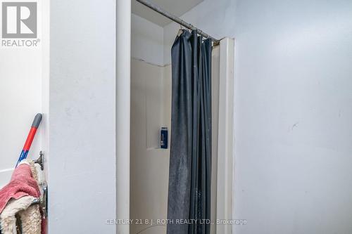 63 Mcdonald Street, Barrie, ON - 