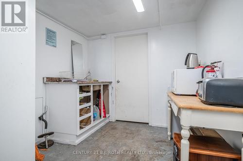 63 Mcdonald Street, Barrie, ON - Indoor