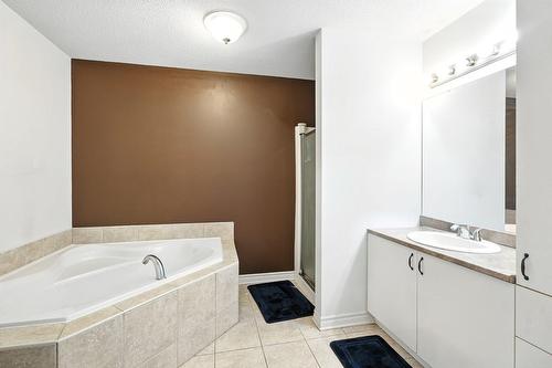 Bathroom - 6-18 Imp. Berthe Morisot, Gatineau (Gatineau), QC - Indoor Photo Showing Bathroom