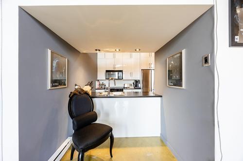 Cuisine - 301-2321 Av. Des Érables, Montréal (Ville-Marie), QC 