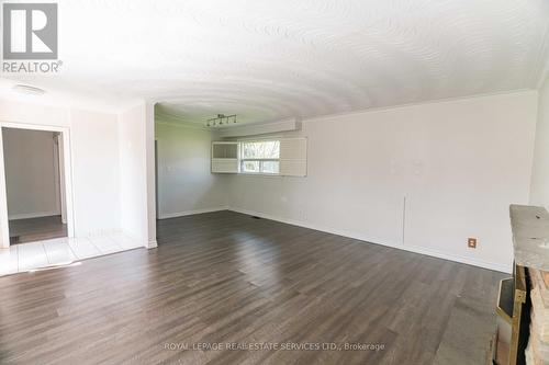 365 Sandhurst Drive, Oakville, ON - Indoor Photo Showing Other Room