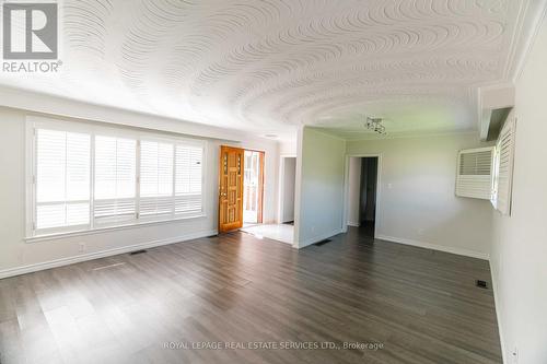 365 Sandhurst Drive, Oakville, ON - Indoor Photo Showing Other Room