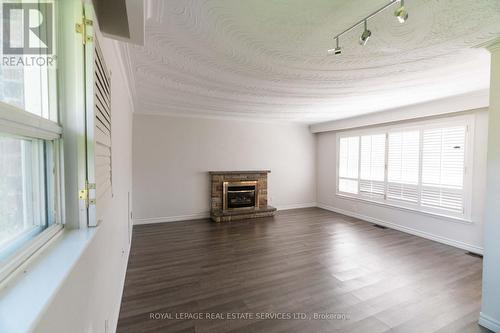 365 Sandhurst Drive, Oakville, ON - Indoor With Fireplace