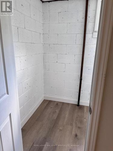 365 Sandhurst Drive, Oakville, ON - Indoor Photo Showing Other Room