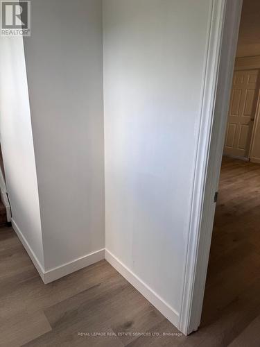 365 Sandhurst Drive, Oakville, ON - Indoor Photo Showing Other Room