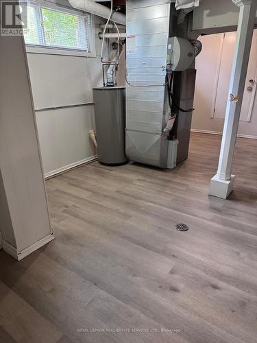 365 Sandhurst Drive, Oakville, ON - Indoor