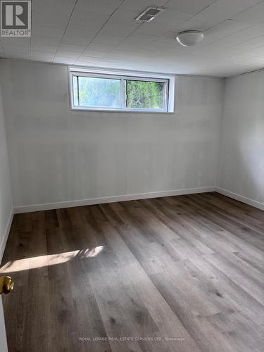 365 Sandhurst Drive, Oakville, ON - Indoor Photo Showing Other Room