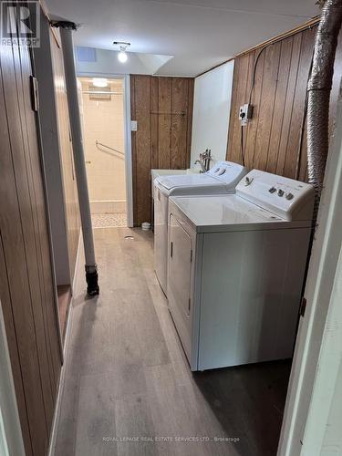 365 Sandhurst Drive, Oakville, ON - Indoor Photo Showing Laundry Room