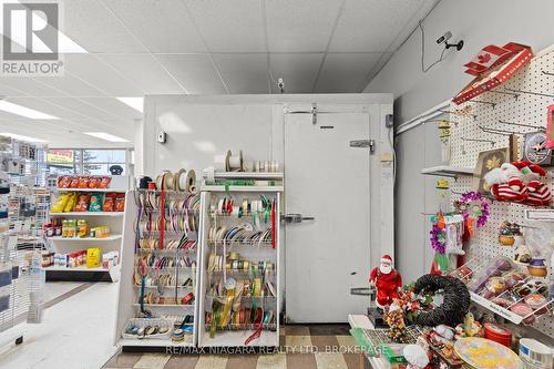 1530 Niagara Stone Road, Niagara-On-The-Lake (Virgil), ON 