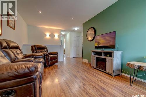 207 South Front Street, Pense, SK - Indoor Photo Showing Living Room