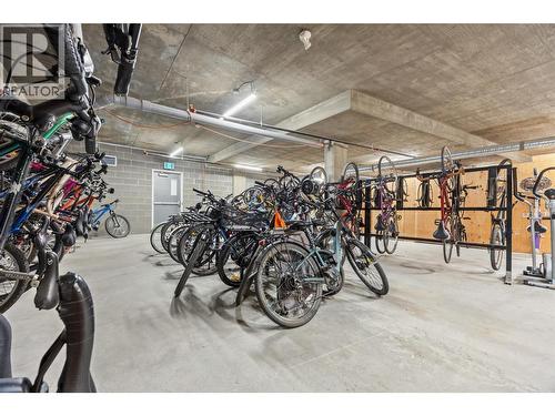 2301 Carrington Road Unit# 128, West Kelowna, BC - Indoor Photo Showing Garage