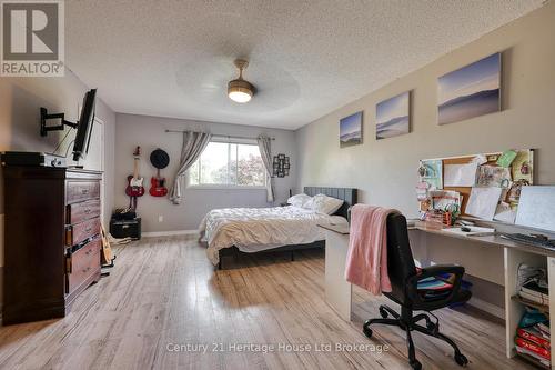 60 Canrobert Street, Woodstock (Woodstock - South), ON - Indoor Photo Showing Bedroom
