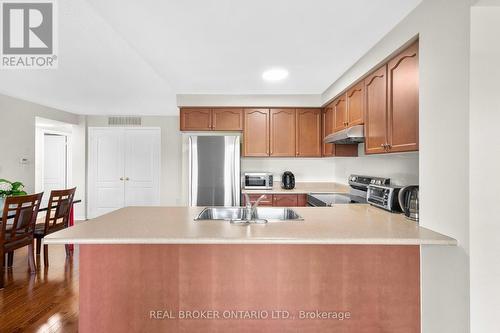 27 - 649E Warden Avenue, Toronto, ON - Indoor Photo Showing Kitchen With Double Sink