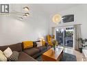 1985 Burtch Road Unit# 14, Kelowna, BC  - Indoor Photo Showing Living Room 
