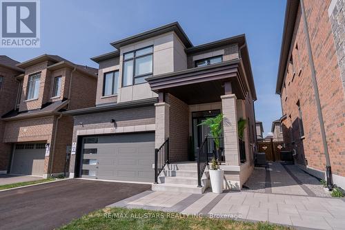 197 BOUNDARY BOULEVARD  Whitchurch-Stouffville, ON L4A 4W3