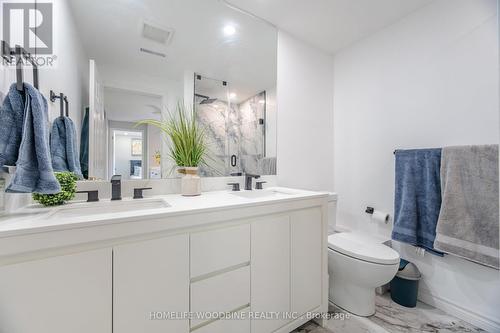 22 Highview Trail, Brampton, ON - Indoor Photo Showing Bathroom