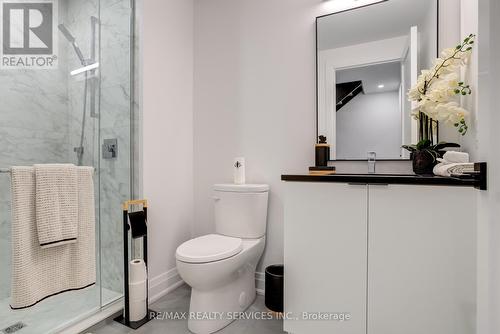 151C Port Robinson Road, Pelham, ON - Indoor Photo Showing Bathroom