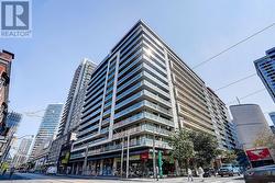 1711 - 111 ELIZABETH STREET  Toronto, ON M5G 1P7