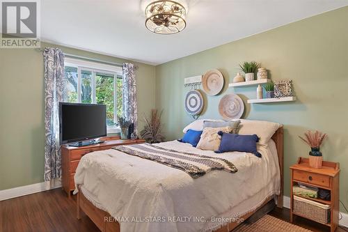 34 William Street, Kawartha Lakes (Bobcaygeon), ON - Indoor Photo Showing Bedroom