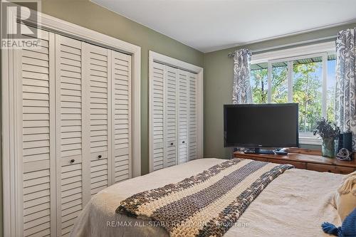 34 William Street, Kawartha Lakes (Bobcaygeon), ON - Indoor Photo Showing Bedroom