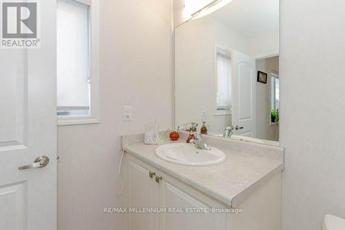 31 - 8273 Tulip Tree Drive, Niagara Falls, ON - Indoor Photo Showing Bathroom