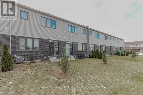 31 - 8273 Tulip Tree Drive, Niagara Falls, ON - Outdoor