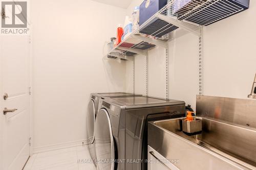 42 Cittadella Boulevard, Hamilton, ON - Indoor Photo Showing Laundry Room