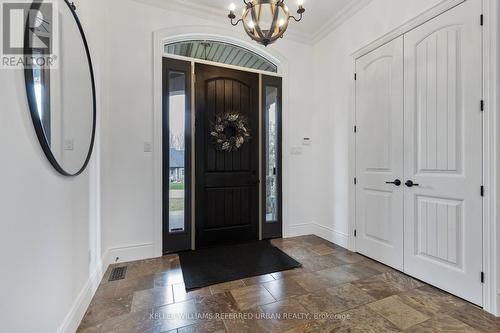 25 Heron Boulevard, Springwater, ON - Indoor Photo Showing Other Room