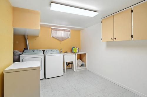 Laundry room - 400 Rue Murphy, Gatineau (Gatineau), QC - Indoor Photo Showing Laundry Room