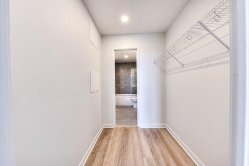 Penderie (Walk-in) - 712-515 Rue Des Marronniers, Candiac, QC - Indoor Photo Showing Other Room